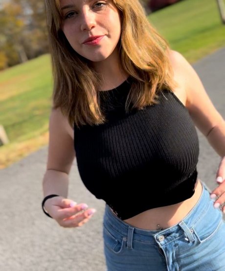 Xohalzy444 Profile pic