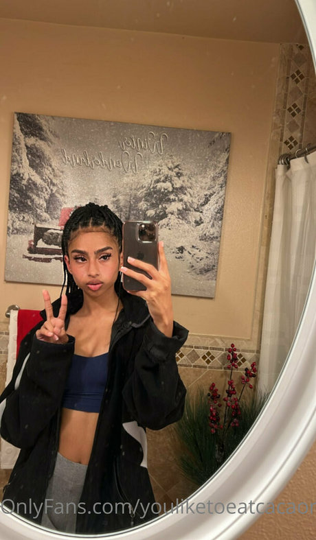 theultimatedeciever model adult gallery