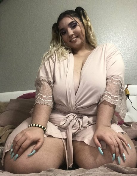 kushunlimited erotic pornstar img