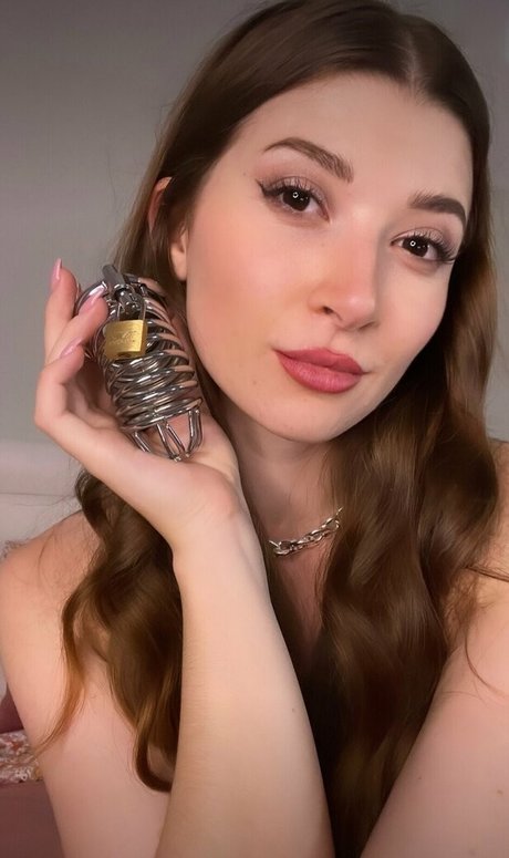 gooncalendar porn actress pics