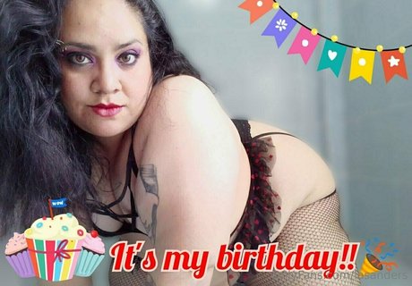 anabattory pretty actress gallery