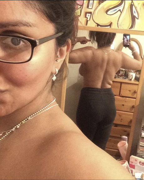 Gujubear pornstar nice picture