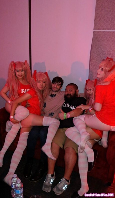 Emirichu nude pornstar img