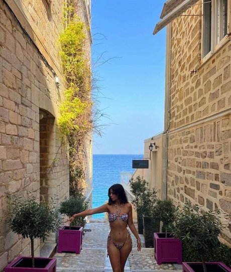 Chloeforero star naked picture