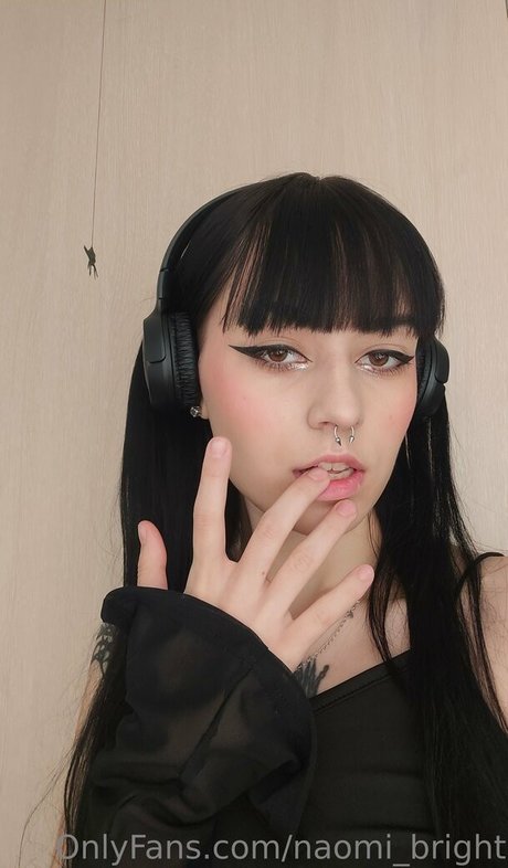 naomi bright pornstar naked img