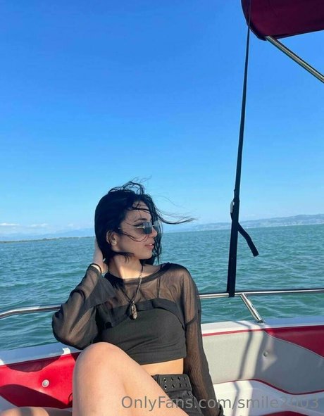 smile2003 art actress photo