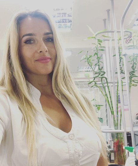 Oksana Mishyna hot star archive