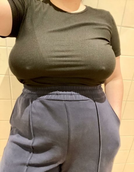 Snacky Thikums xxx actress images