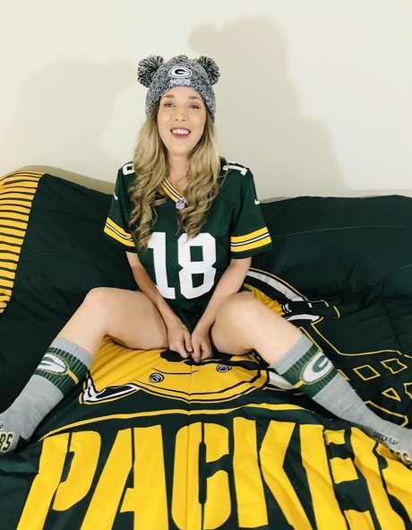 leeshalynne high quality model photo