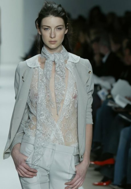 Caitriona Balfe pornographic actress gallery