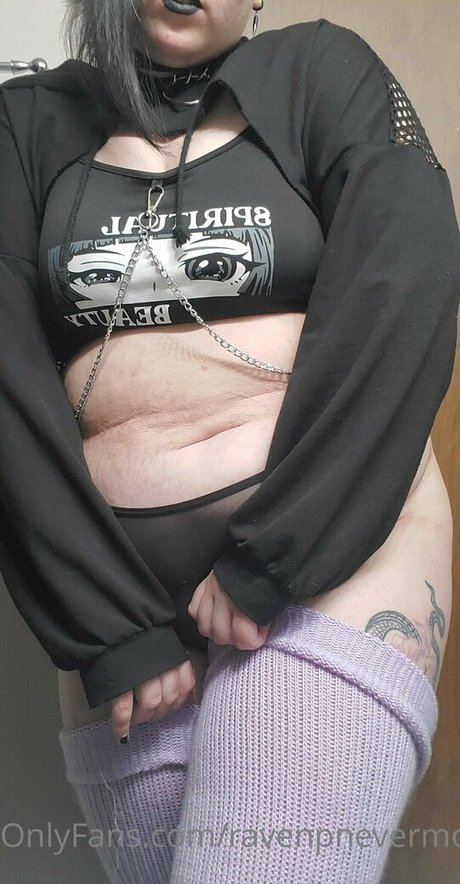 ravenpnevermore model best pic