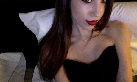 JackieMButler naked pornstar img