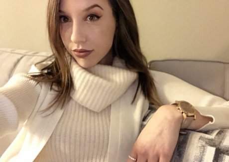 JackieMButler star erotic galleries