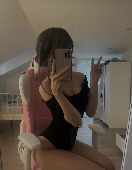 Bnniesxo pornstar perfect photos