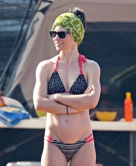 Evangeline Lilly sex model images