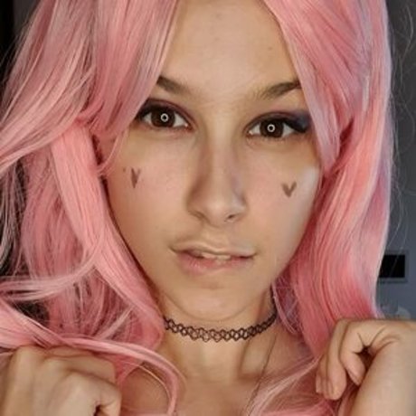 Gween Black high quality star image