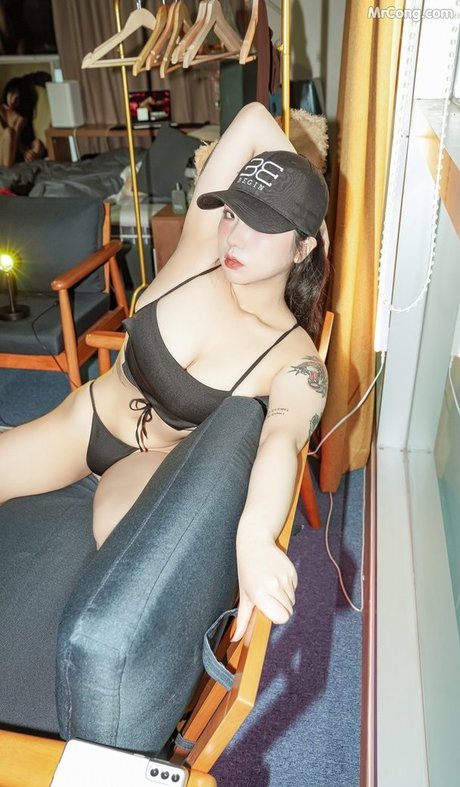 e chi h model best images