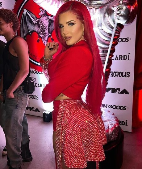 Justina Valentine pornstar hd archive