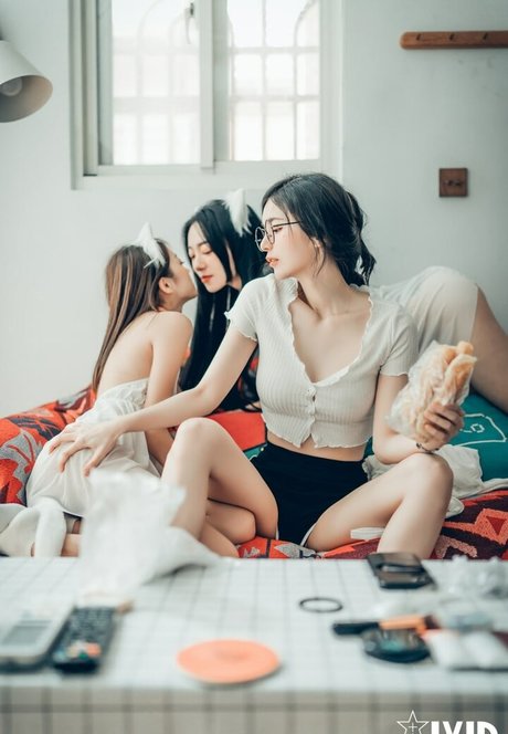 Tsai 919 pornstar naked pictures