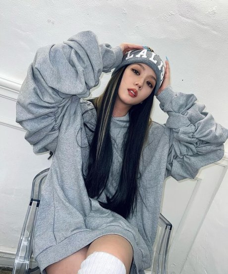 Jisoo sexy star photos