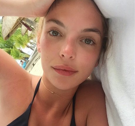 Jodie Comer pretty actress images