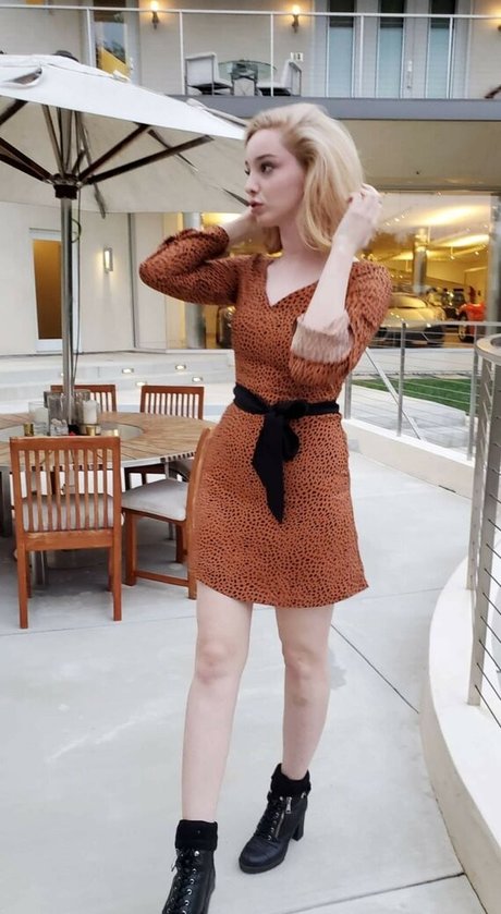 Emma Dumont exclusive model archive