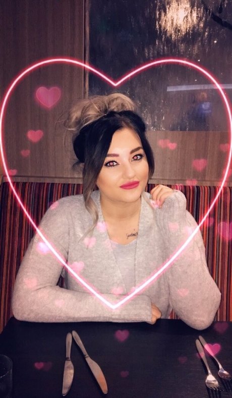 tinkonlyfansxo exclusive model photos