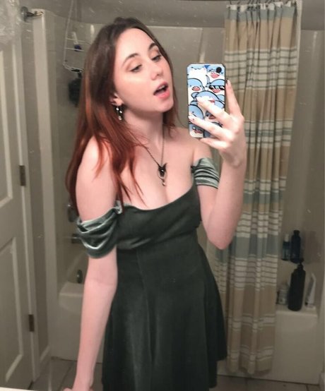 Katiebuggyboo hd star picture