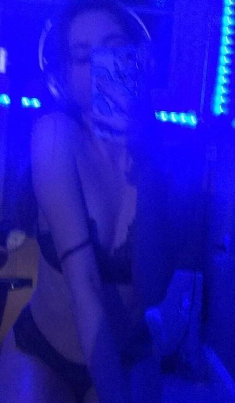 Katiebuggyboo star exclusive archive