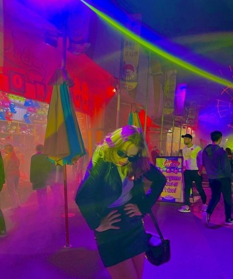 Teagan Croft erotic actress picture