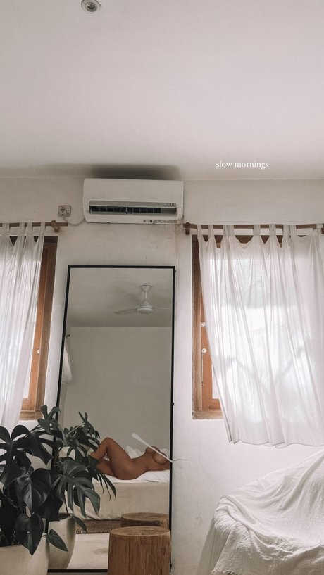 Madison Mclachlan model free picture