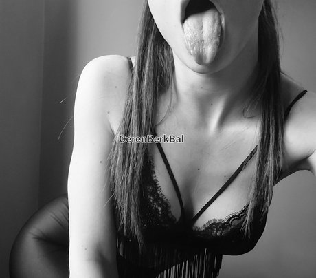 Cerenberkbal1 hot model img