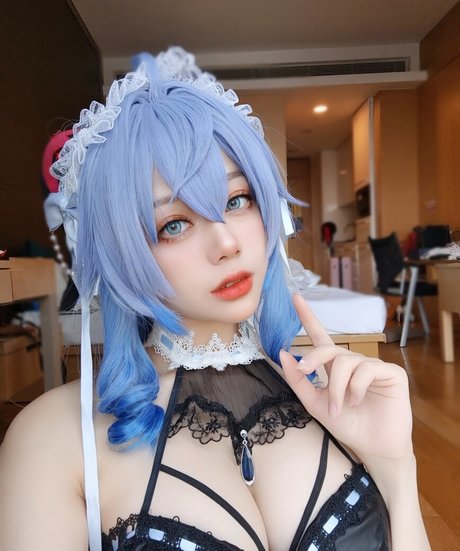 Jiu Yan model high quality image