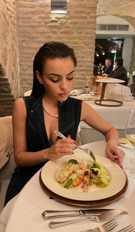 Anabel Hernandez sexy star photo