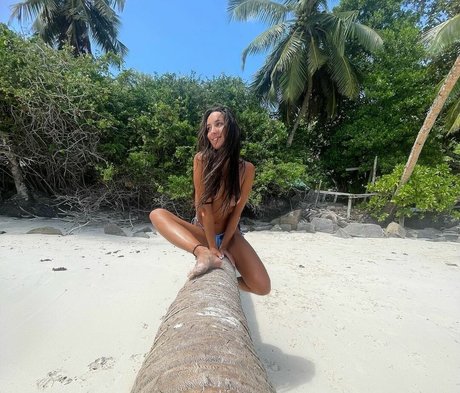 Bea Ortiz xxx actress galleries