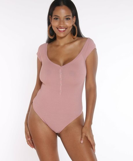 Jinna Cabrera model exclusive pictures