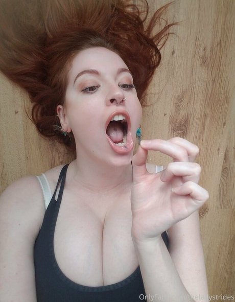 giantessgingerofficial erotic model photos