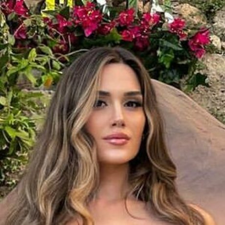 Kardelen Toprak nice star archive