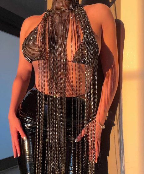 Kardelen Toprak model porn pics