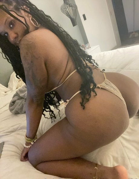 minniexoxo20 exclusive model pics