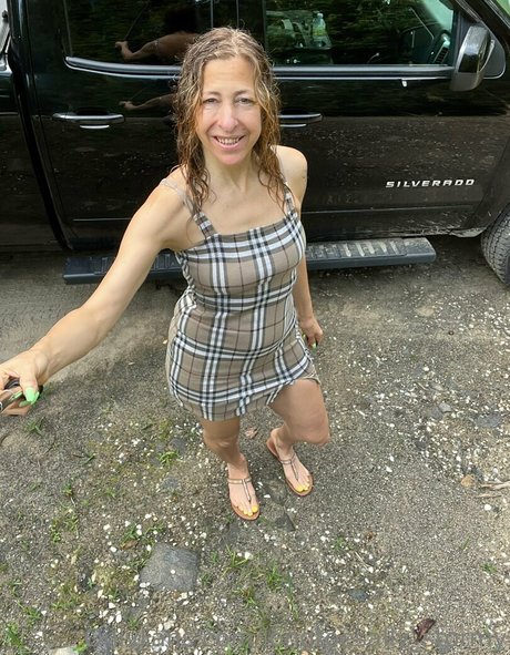 longtoesally stormy model naked pic