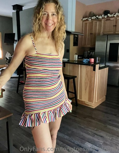 longtoesally stormy beautiful model images