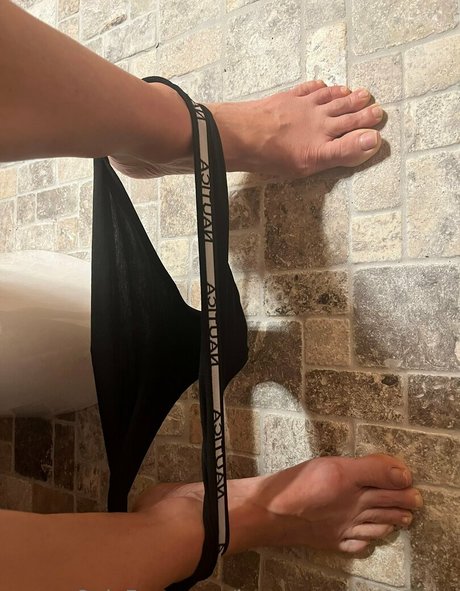 longtoesally stormy star pretty gallery