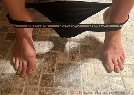 longtoesally stormy pornstar sexy gallery