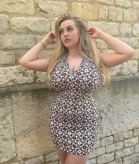 Amber Rose Brightman pornstar perfect picture