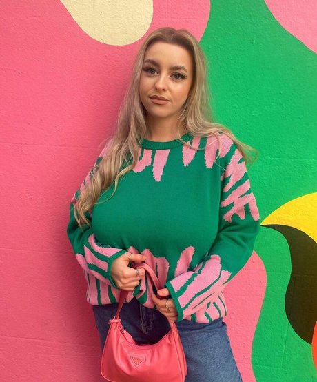 Amber Rose Brightman model nude photo