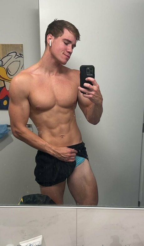 swolemattyy model xxx pics