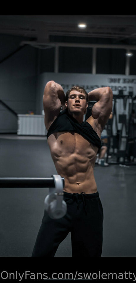 swolemattyy model naked gallery