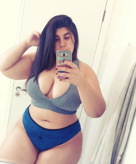 Bianca Novaes best model image