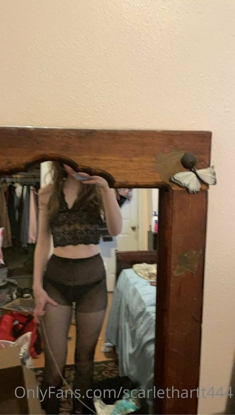scarlethartt444 sex model img